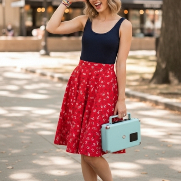 Red Circle Skirt Music Notes Size S Jazz Band Blues Artsy Singer Songwriter - Picture 1 of 10
